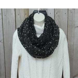 D & Y Fashion Multi Loop Scarf – Figure 8 scarf